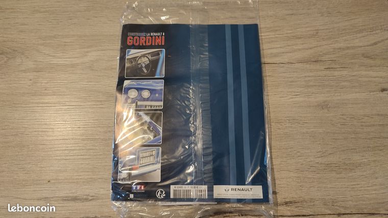 Lot pièces du fascicule n°60 pièce Renault R8 Gordini 1/8