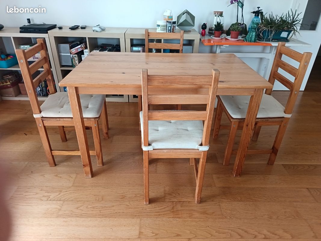 Table + 4 chaises en pin massif (image 3)