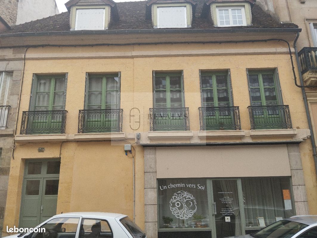 Immeuble 250 m² · à Autun · 250 m² · 197 000 €