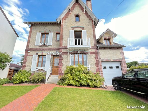 Maison 8 pièces 190 m²
