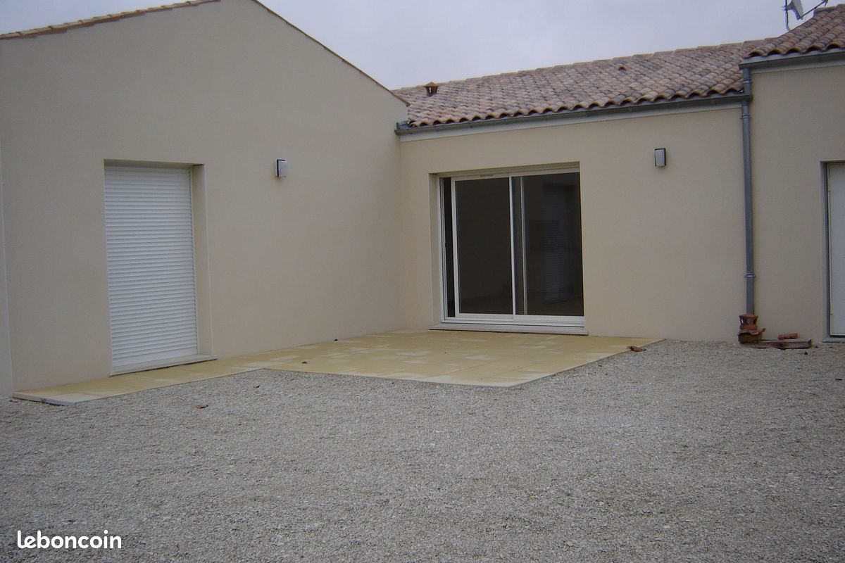 Maison 4 pièces 100 m² · à Gémozac · 100 m² · 240 000 €