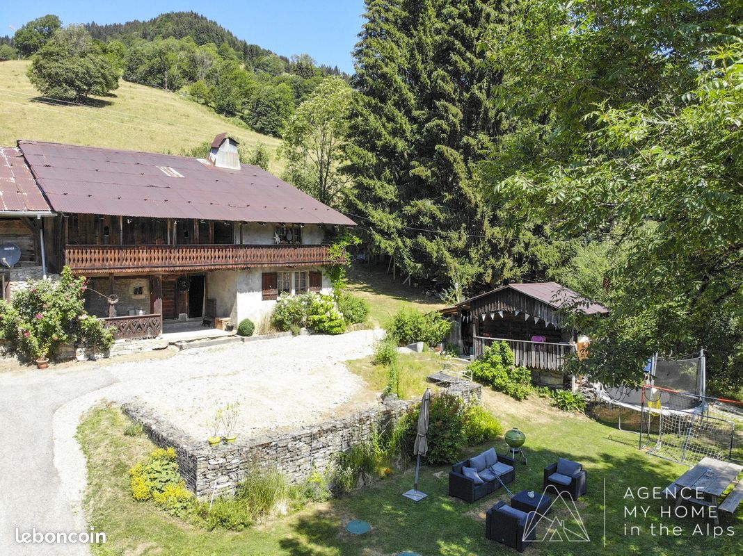 Maison 1 pièce 340 m² · aux Gets · 340 m² · 430 000 €