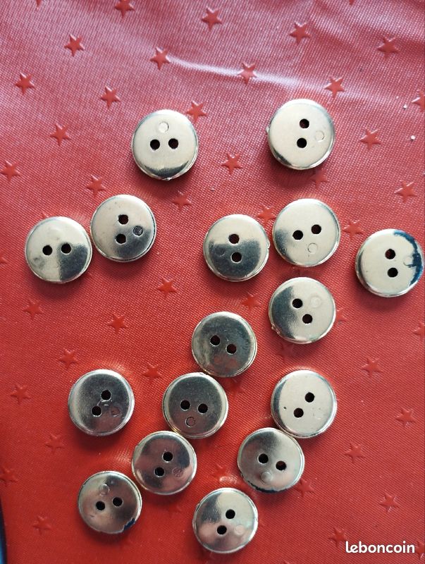 Lot de 16 boutons doré (image 8)