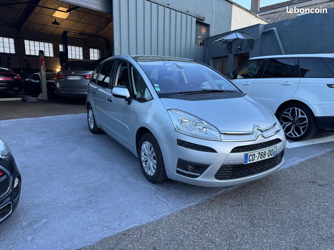 CITROËN C4 Picasso 1.6 HDi FAP 112 cv BOITE AUTOMATIQUE (image 1)