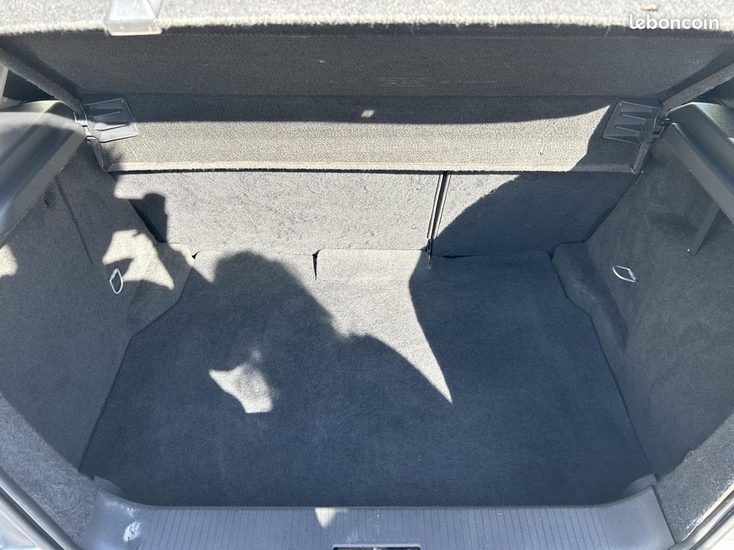 OPEL ASTRA 1.9 CDTI 120 Magnetic (image 14)