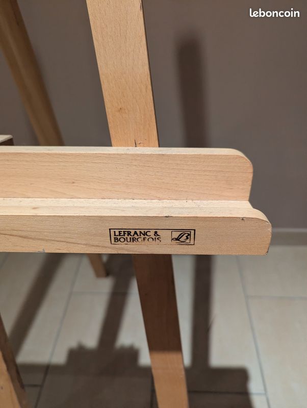Chevalet en bois (image 2)