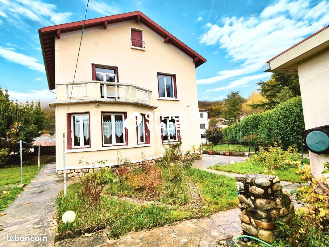 Maison 6 pièces 142 m² · à Lavelanet · 142 m² · 64 250 €