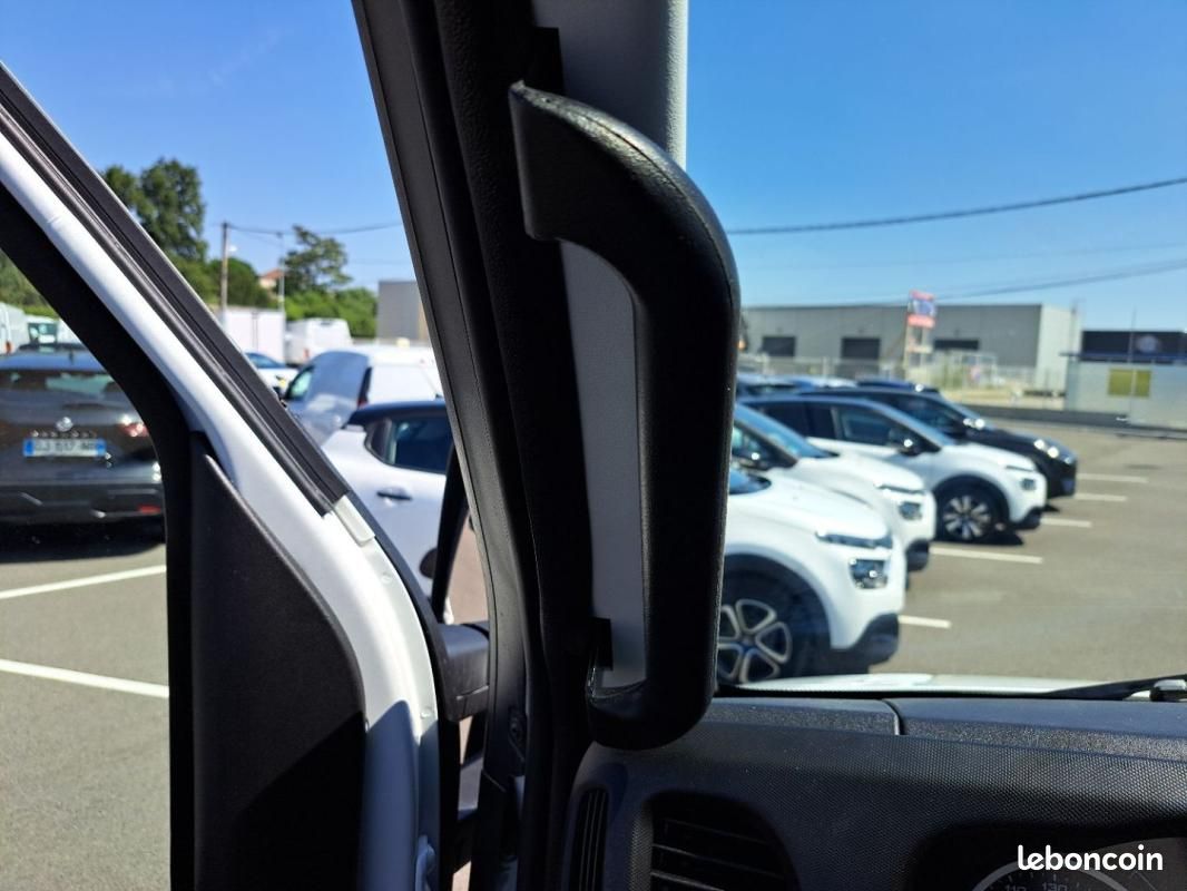 Iveco Daily PLATEAU 35C16 160CV 3L ALUMINIUM 3M80 COFFRE PANIER (image 19)