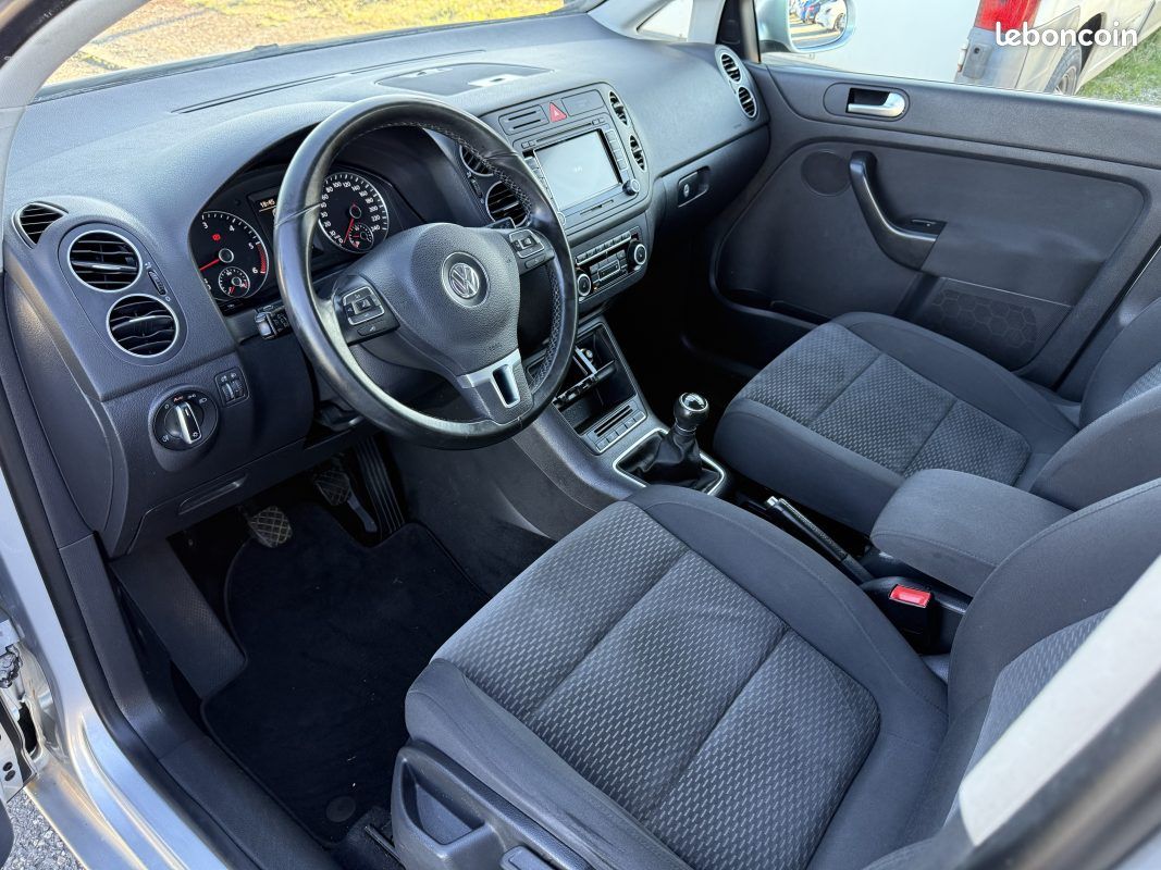 Volkswagen Golf Plus 1.6 TDI 105ch Confortline Garantie 6 Mois (image 22)