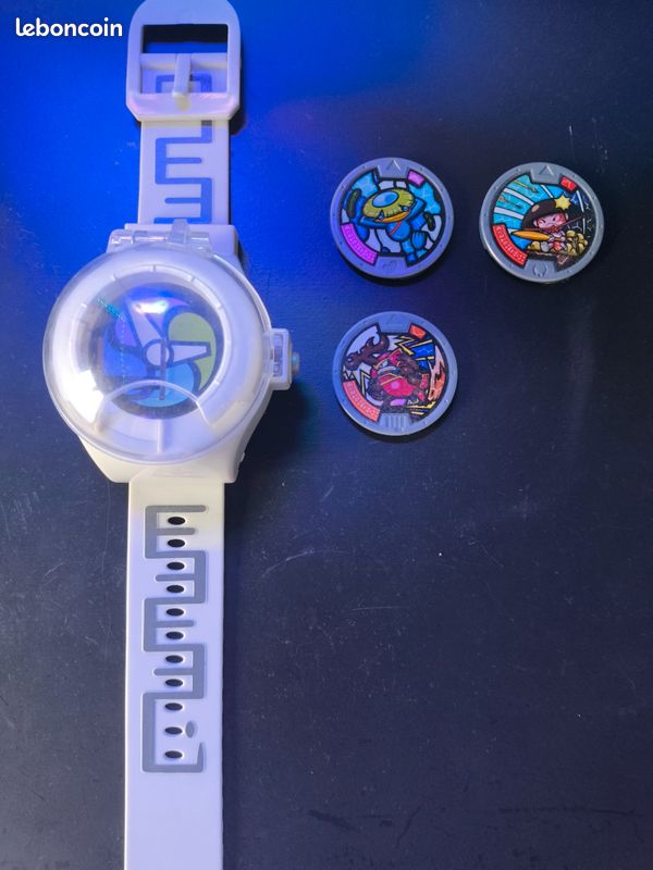 Vends montre yo-kai watch 1 + 3 medaillons (image 2)