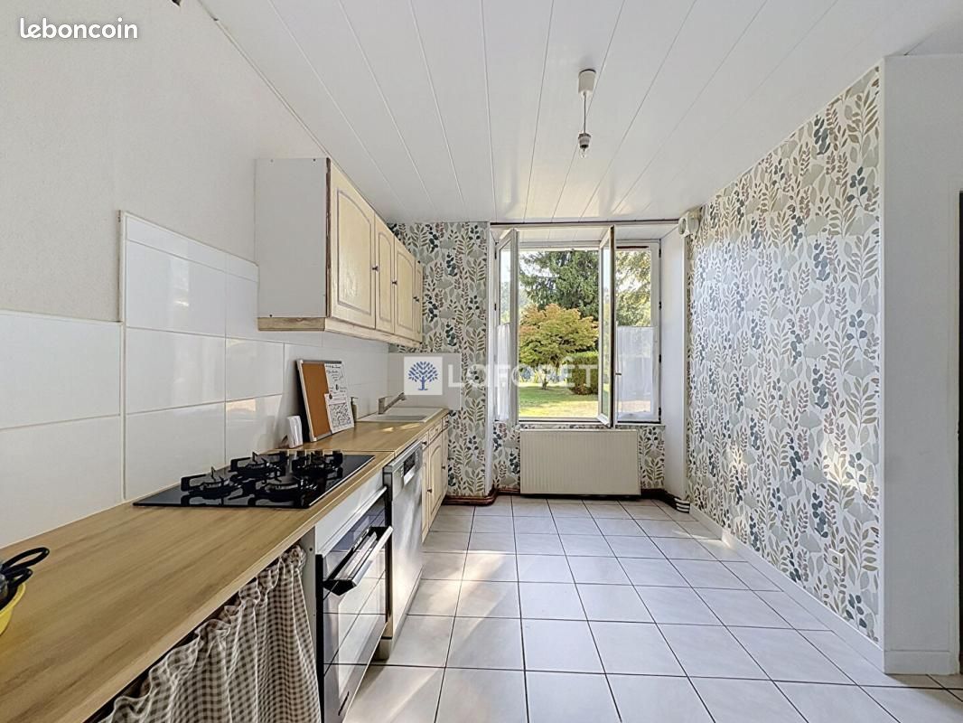Appartement 4 pièces 126 m² · à Valentigney · 126 m² · 900 €/mois