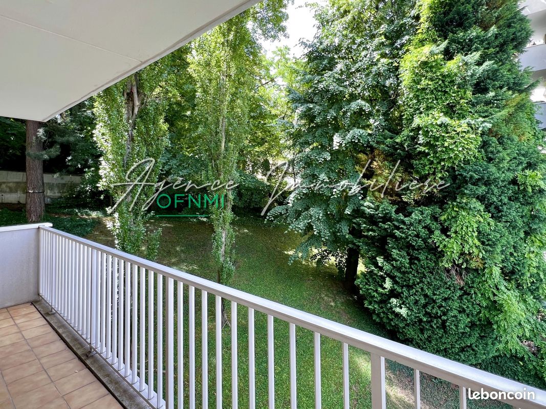Appartement 3 pièces 67 m² · à Saint-Étienne · 67 m² · 79 000 €