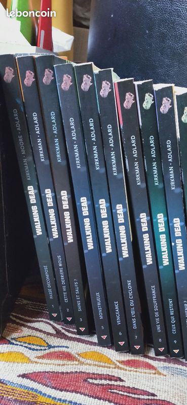 BD Walking Dead, tomes 1 à 31 (image 4)