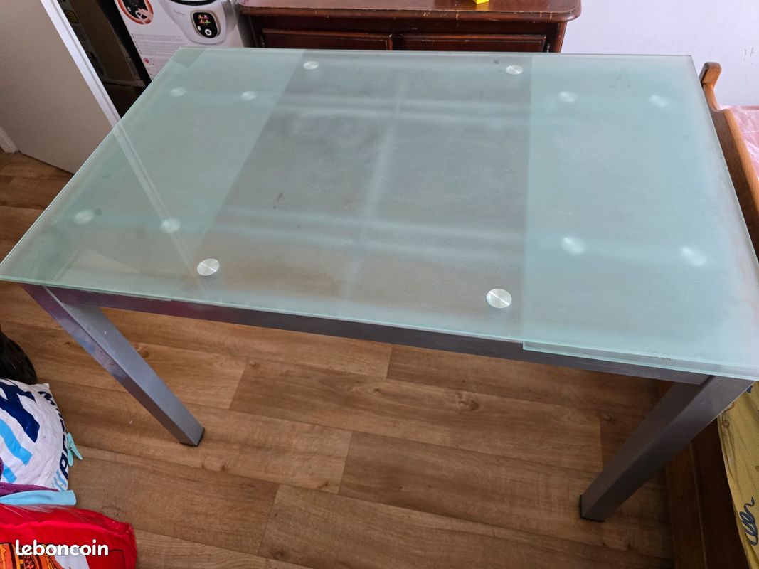 Table salon en verre et métal (image 1)