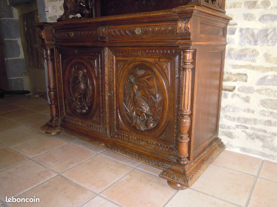 Rare buffet bois ancien avec sculptures Lions (image 3)
