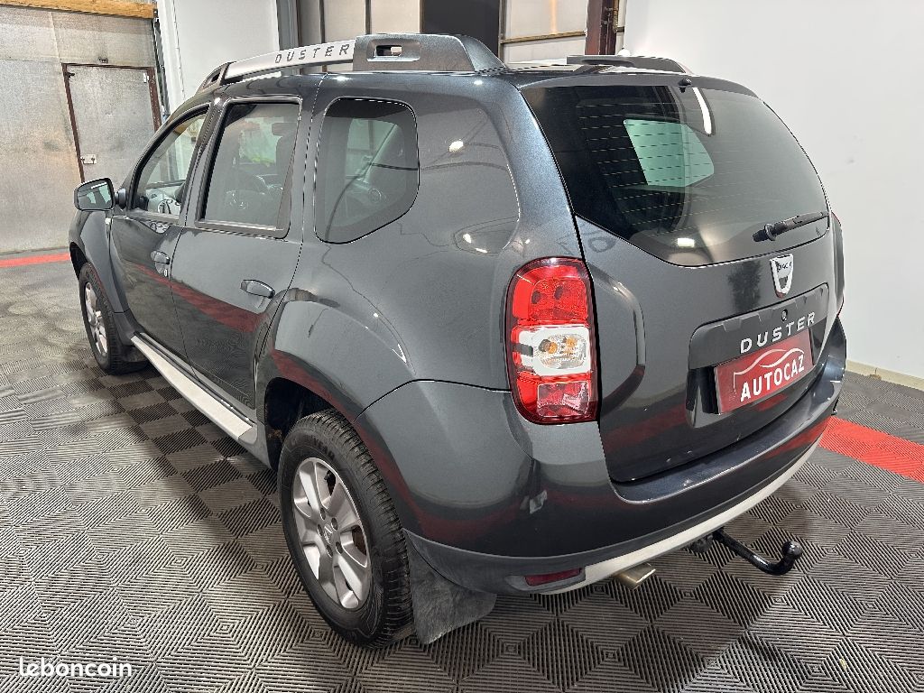 Dacia Duster 1.5 dCi 110 4x4 Lauréate +ATTELAGE (image 6)