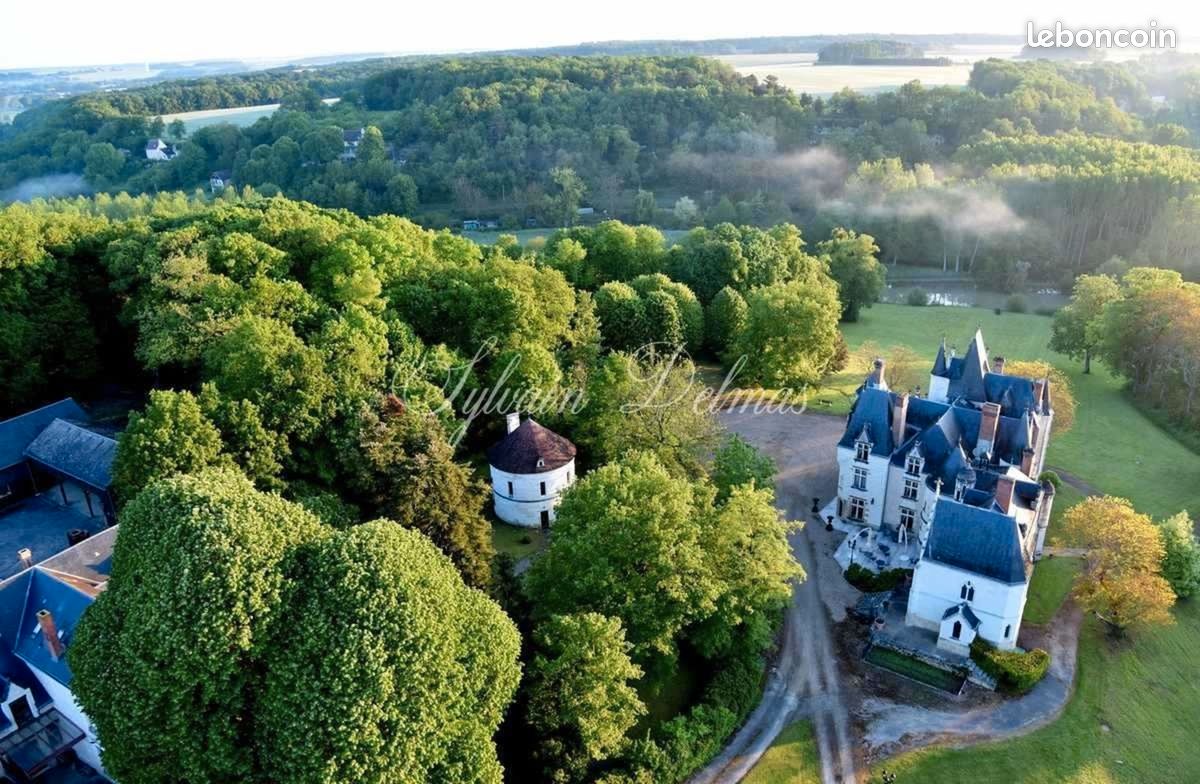 Maison 50 pièces 2000 m² · à Tours · 2 000 m² · 7 200 000 €