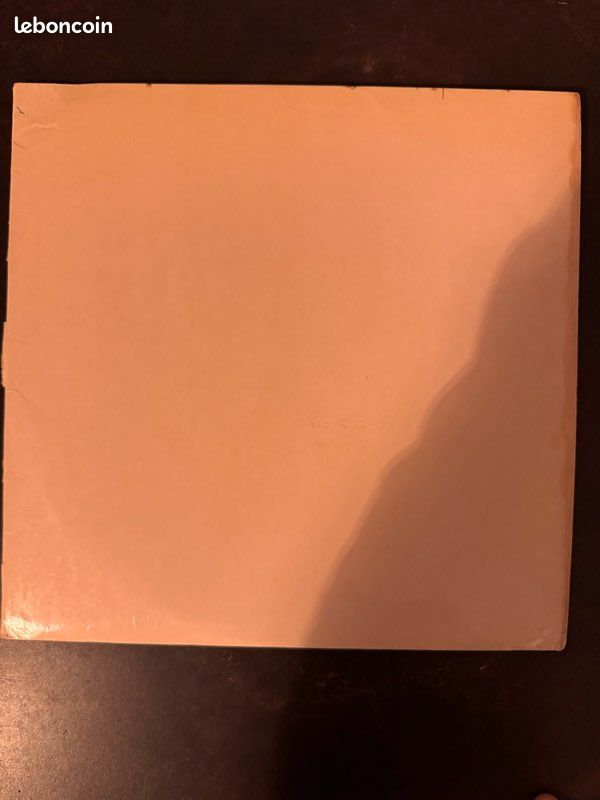 White album 1968 UK (image 1)