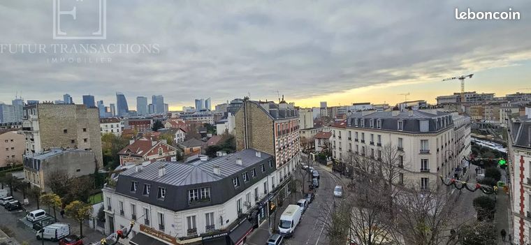 https://img.leboncoin.fr/api/v1/lbcpb1/images/62/18/1f/62181fa5b6b44bea9b7892f33330e2c5e5884d76.jpg?rule=ad-image