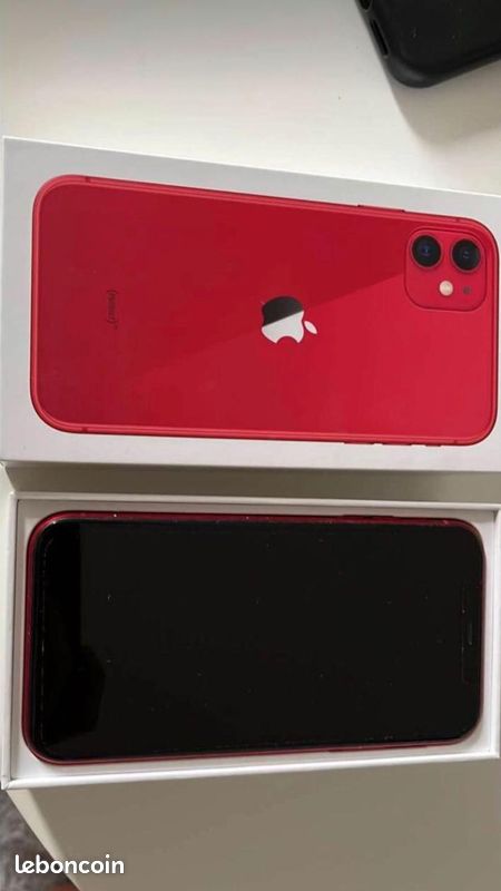 IPhone 11 rouge (image 2)