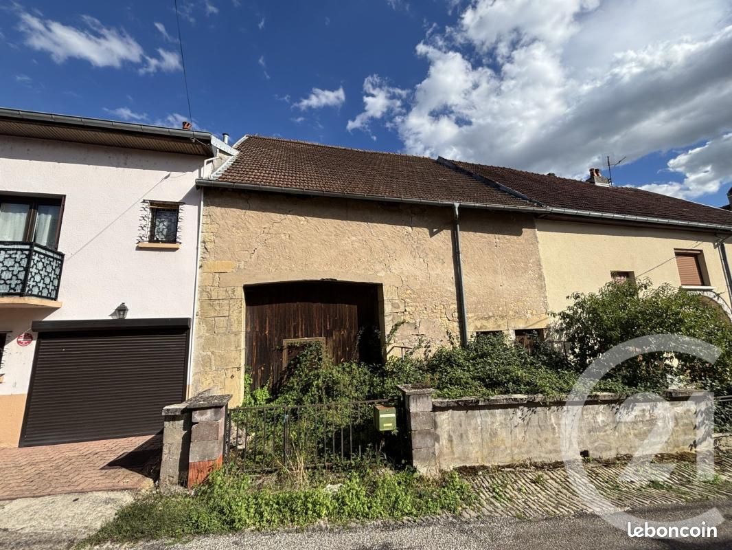 Maison 3 pièces 65 m² · à Faverney · 65 m² · 23 000 €