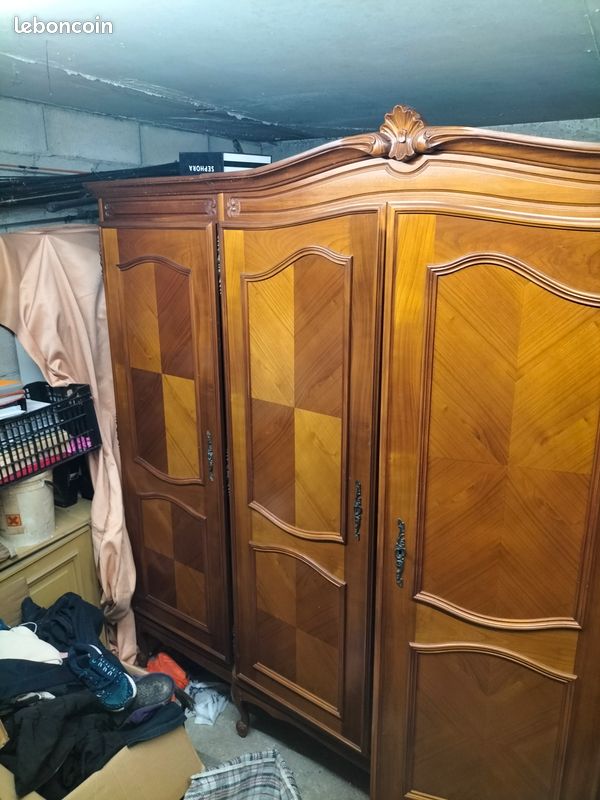 Armoire garde robe en meurisier massif (image 3)