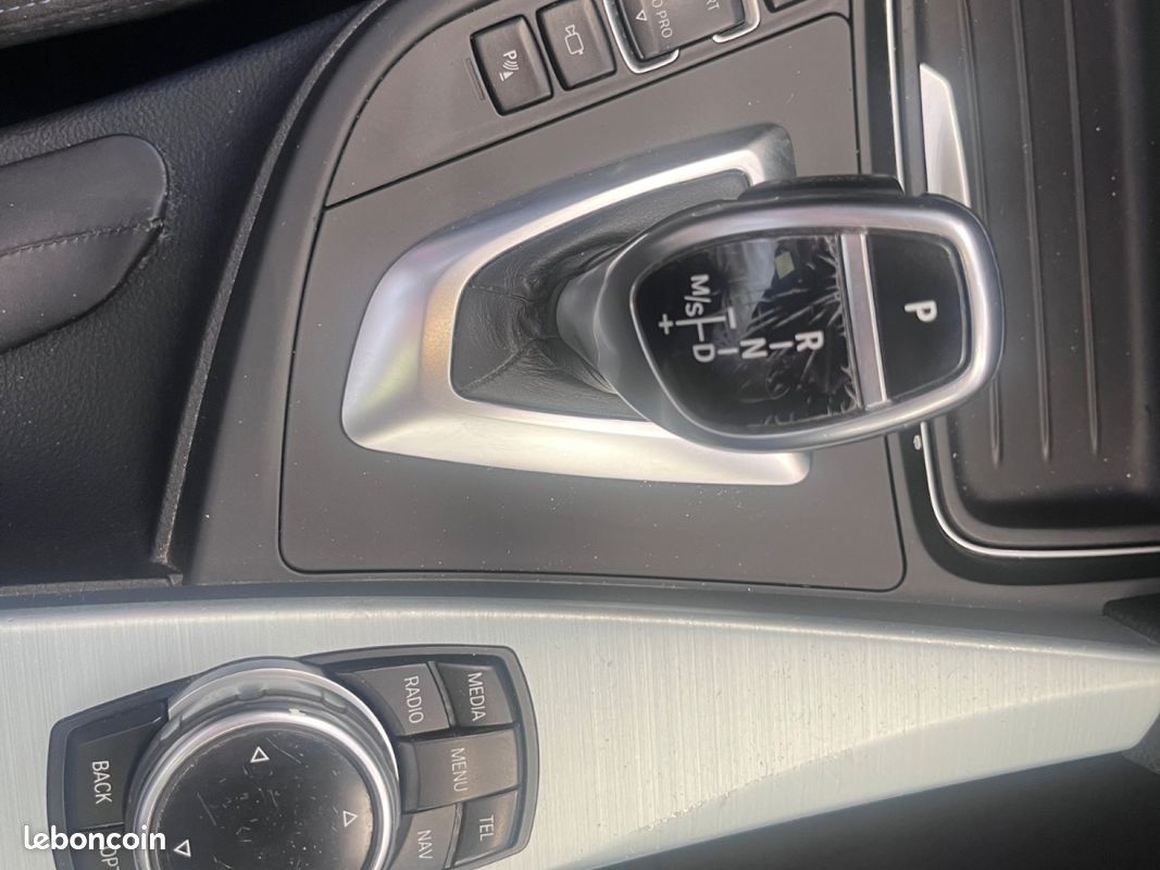 BMW SERIE 3 GRAN TURISMO F34 330d xDrive 258 ch M Sport A. Toit ouvrant / Caméra de recul / Hayon électrique / (image 14)