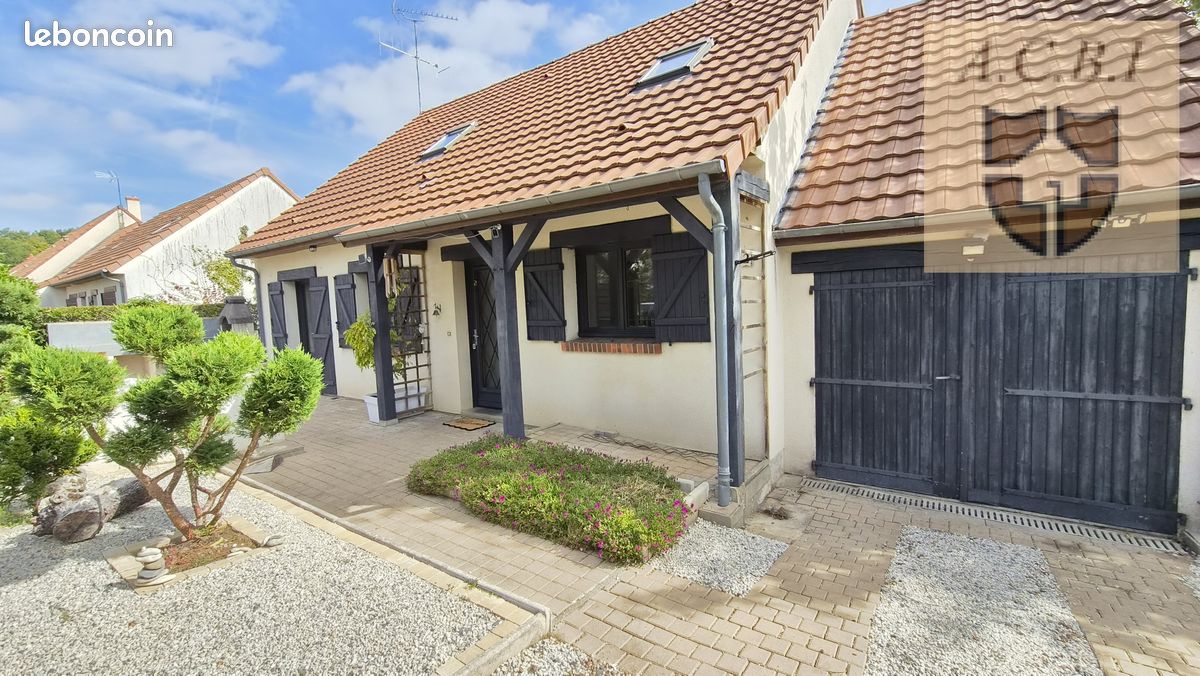 Maison 5 pièces 132 m² · à Vendôme · 132 m² · 241 500 €