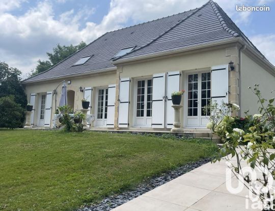 Maison 5 pièces 180 m²