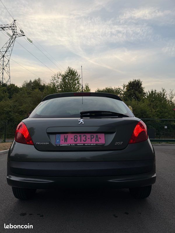 Peugeot 207 (image 7)