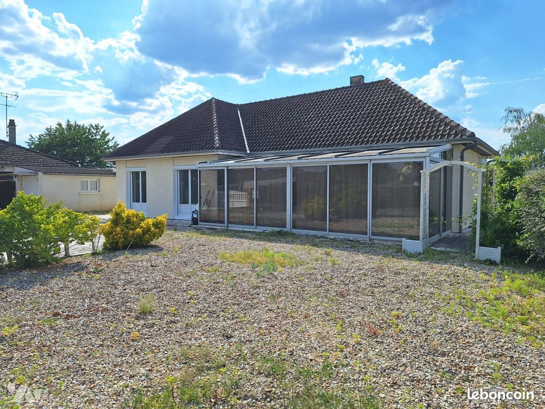 Maison 6 pièces 90 m² · à Aubigny-sur-Nère · 90 m² · 185 000 €