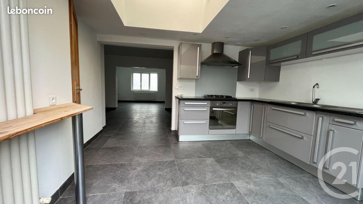 Maison 4 pièces 80 m² · à Bailleul · 80 m² · 704 €/mois