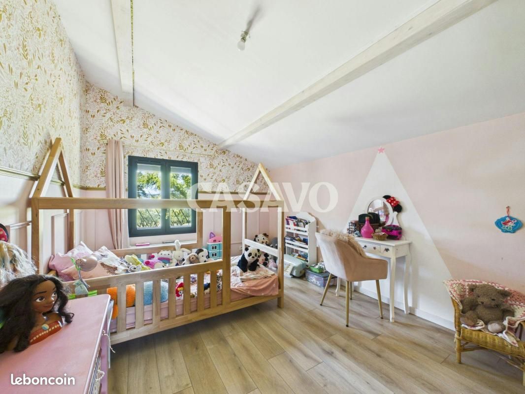 Maison 7 pièces 205 m² (image 6)