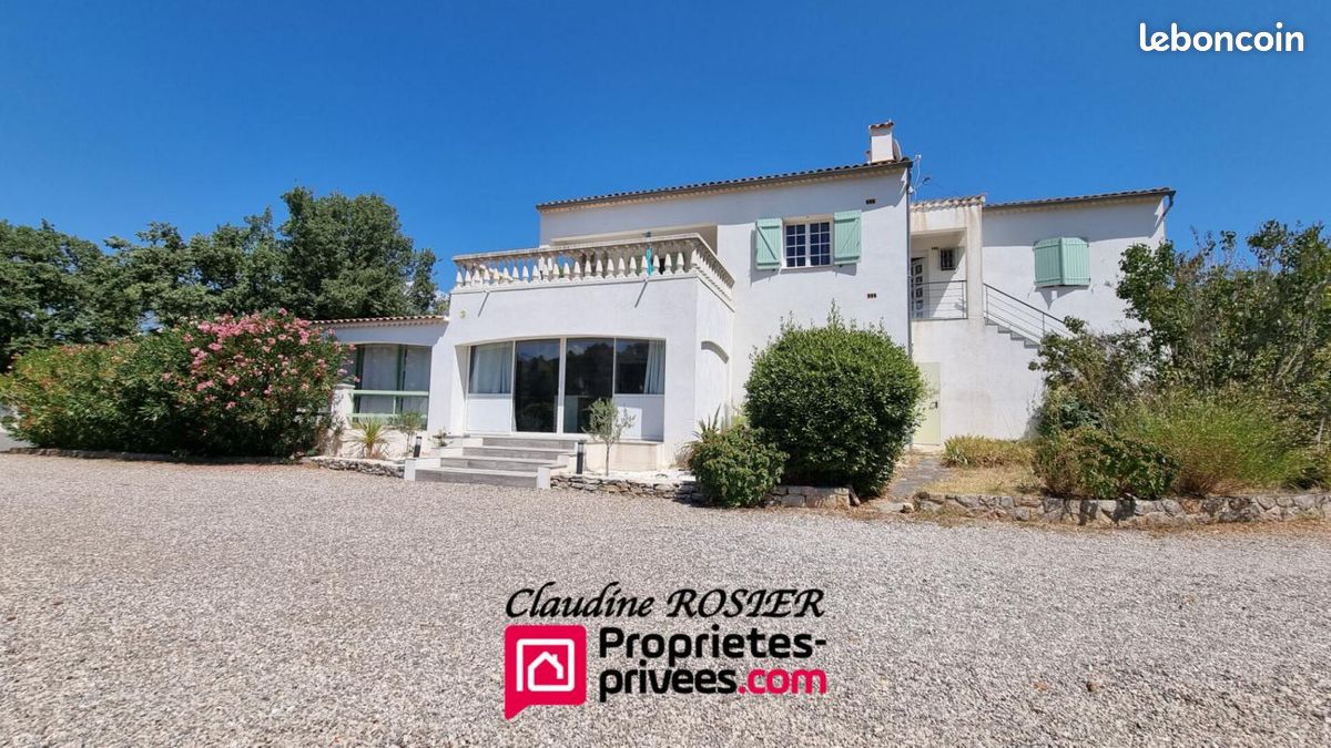 Maison 10 pièces 326 m² · à Besse-sur-Issole · 326 m² · 849 000 €