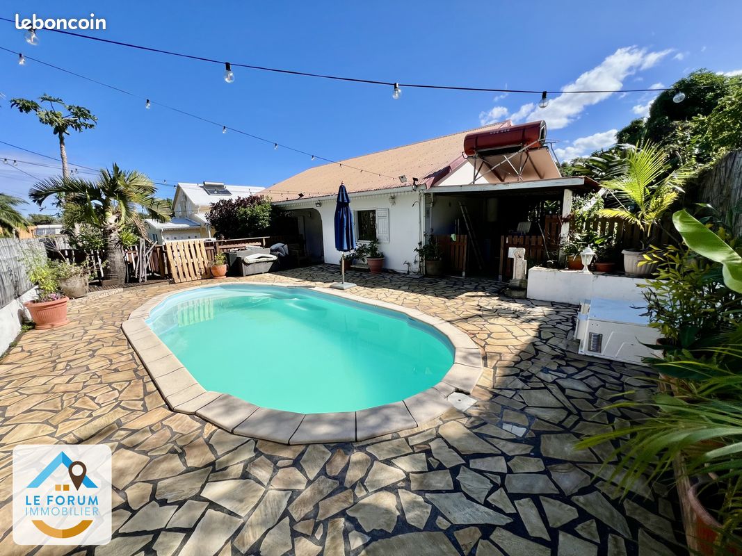 Maison 4 pièces 97 m² · à Saint-Joseph · 97 m² · 275 000 €