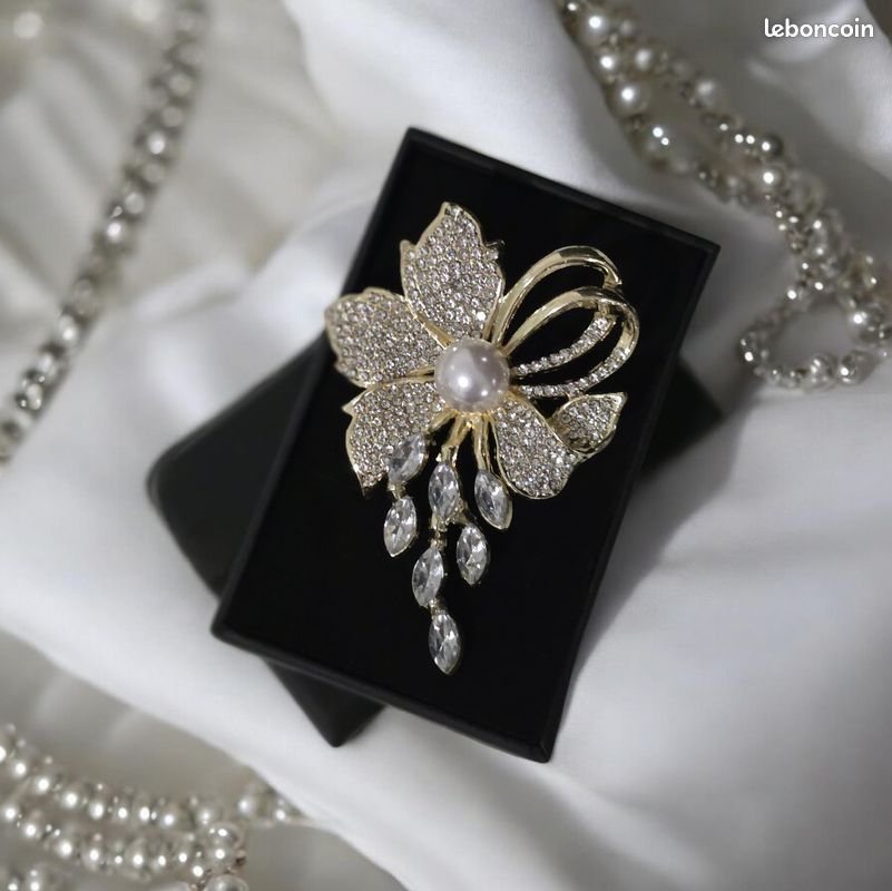 Broche Vintage N371 – Bijou Ancien, Sans Marque