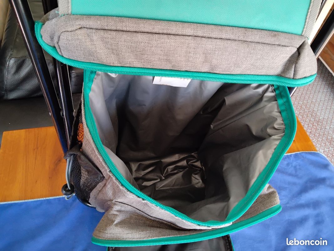 Sac à Dos Chaise Abu Garcia Basique – Noir, 100% Polyester, Avec Siège Intégré