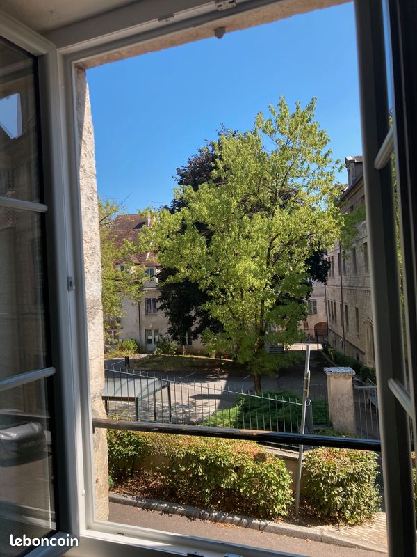 Appartement 2 pièces 35 m² · à Dole · 35 m² · 450 €