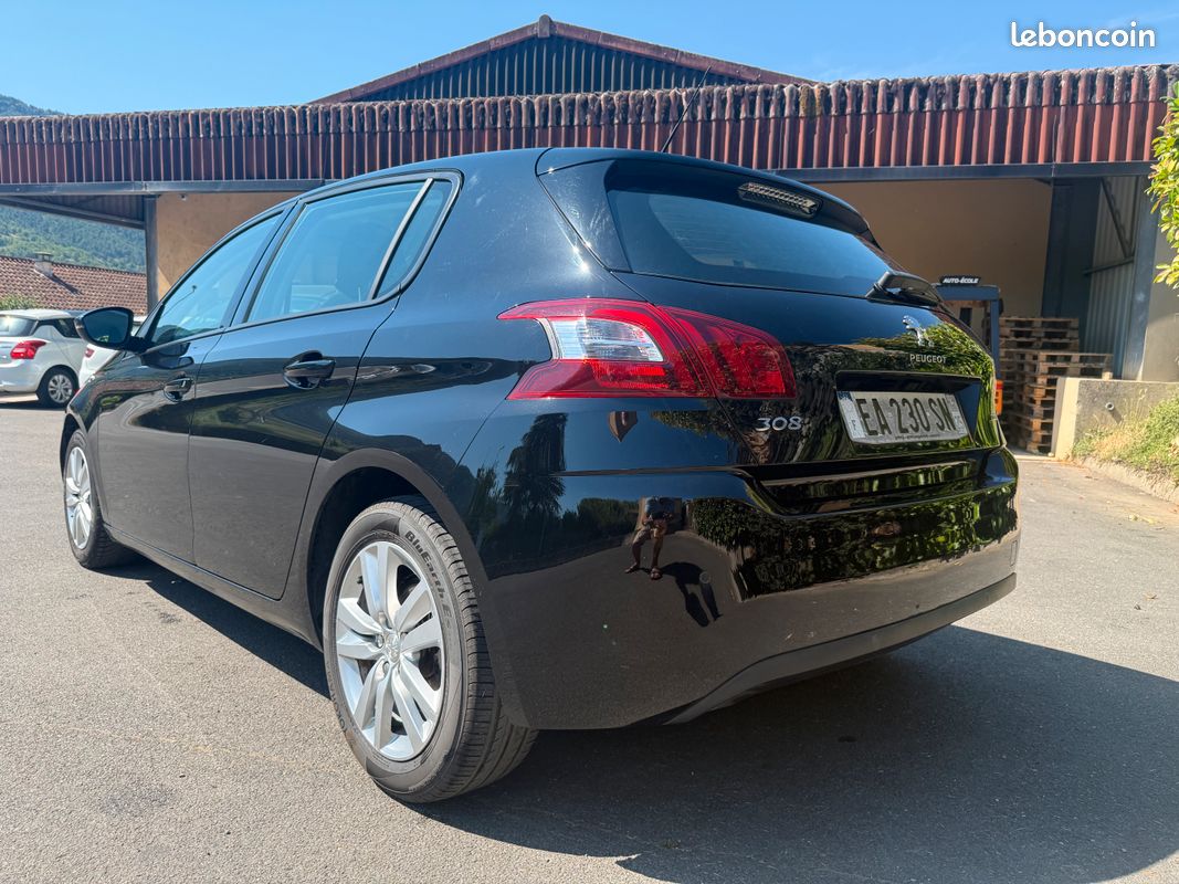 Peugeot 308 PHII 1.6 HDI 120ch Bv6m Active Business 5P . GPS Clim auto J Alus (image 6)