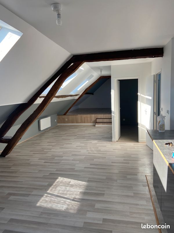 Appartement 2 pièces 60 m² · à Breteuil · 60 m² · 550 €/mois