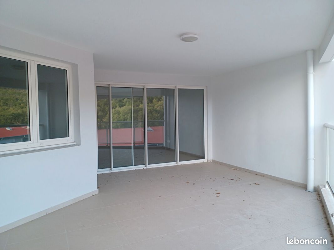 Appartement 3 pièces 79 m² · à Les Trois-Îlets · 79 m² · 1 280 €
