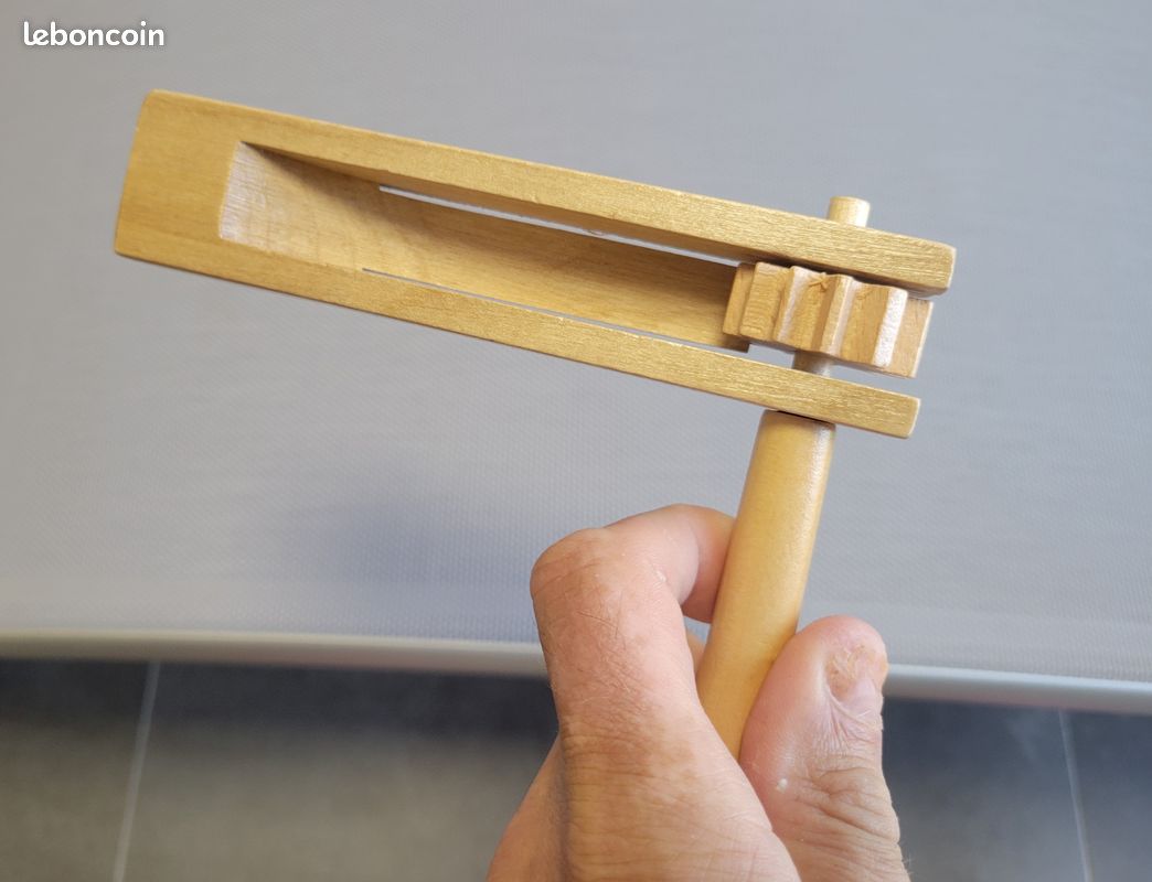Crécelle en bois poli pour enfants, parents, éducation mus (image 1)