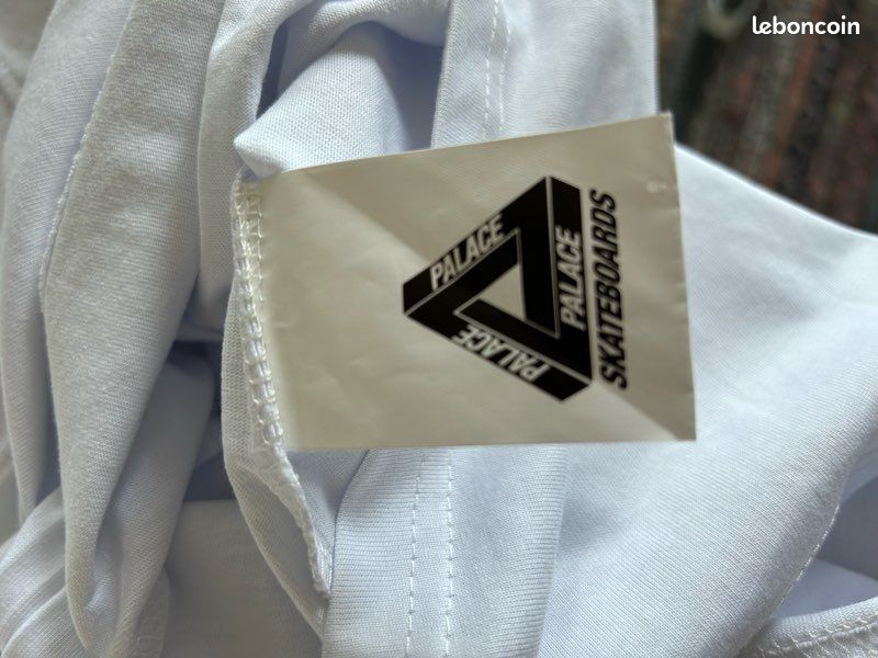 T-shirt Palace skateboard neuf sans étiquette S (image 6)