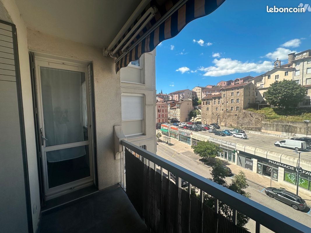 Appartement 3 pièces 75 m² · à Annonay · 75 m² · 890 €