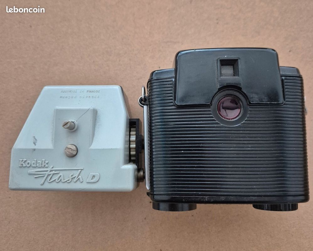 Kodak Brownie Starlet Camera avec flash vintage années 50 (image 2)