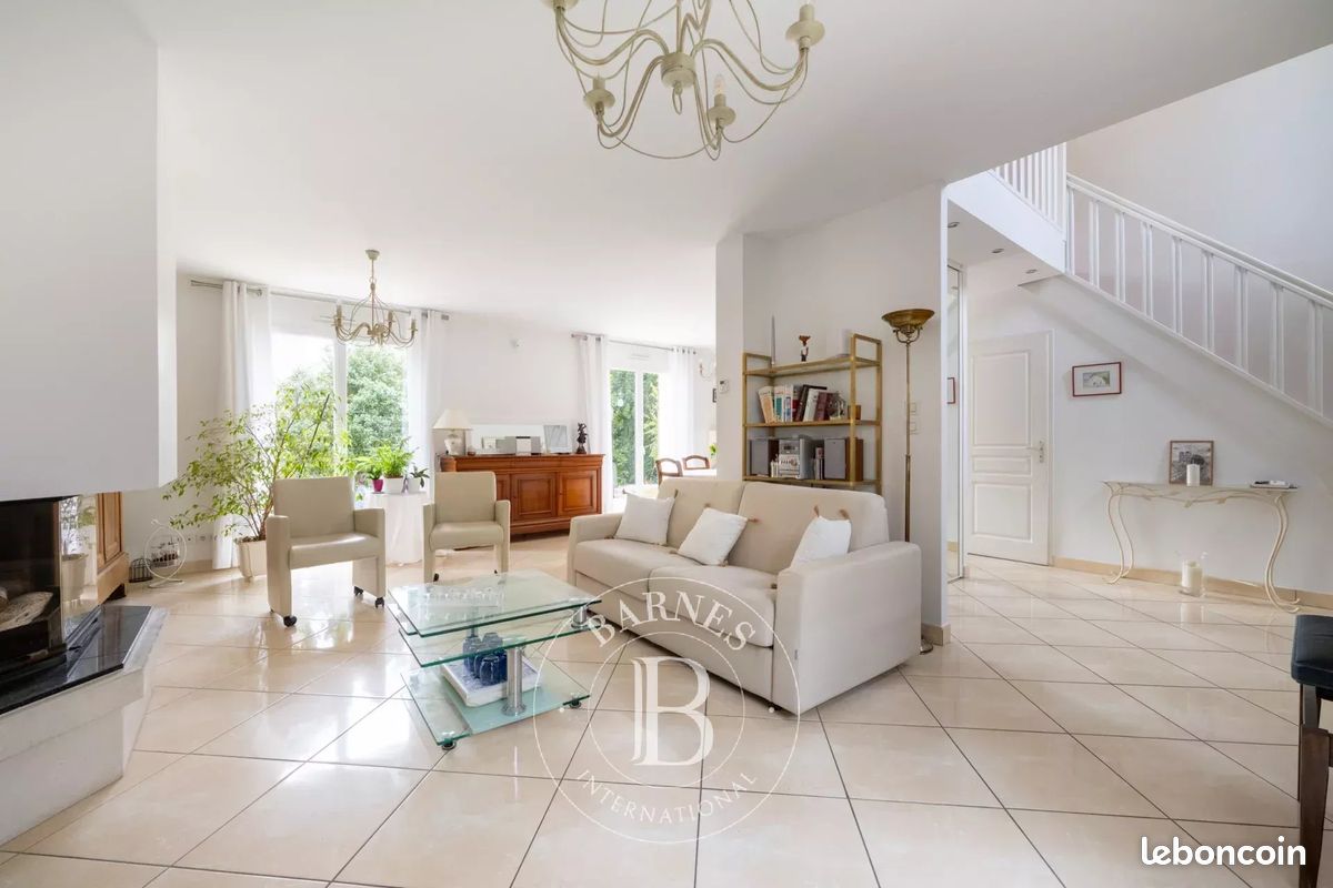 Maison 7 pièces 140 m² · à Le Chesnay-Rocquencourt · 140 m² · 1 290 000 €