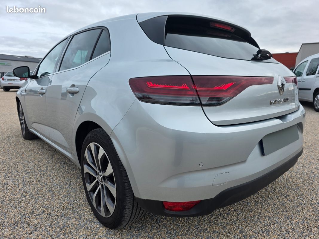 💎 renault megane iv 1.5 blue dci 115 edc bva 7 TECHNO💎1ere main - BOITE AUTOMATIQUE - entretien constructeur (image 4)