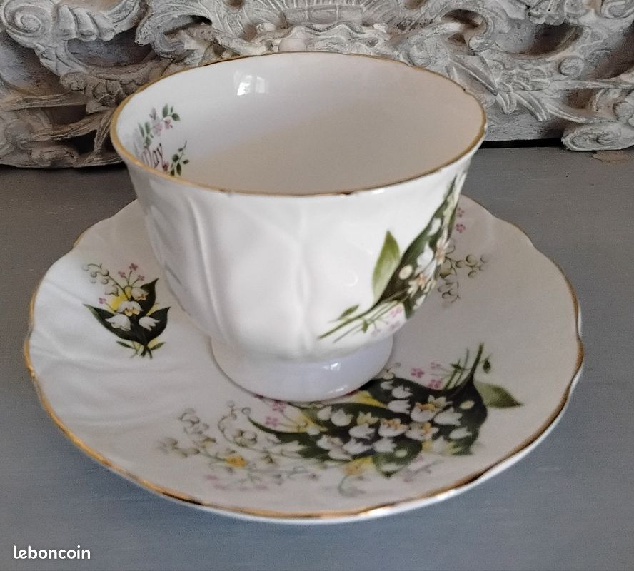 Tasse anglaise en porcelaine Aynsley (image 4)