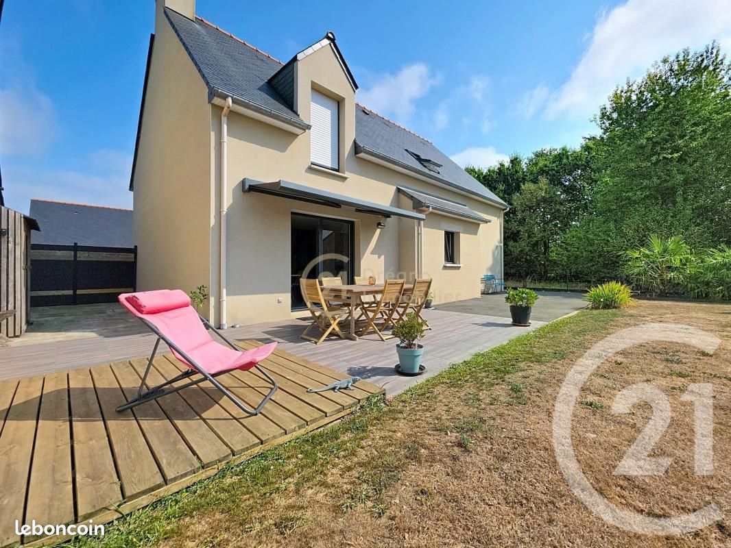 Maison 8 pièces 111 m² · à Mesnil-Roc'H · 111 m² · 376 000 €