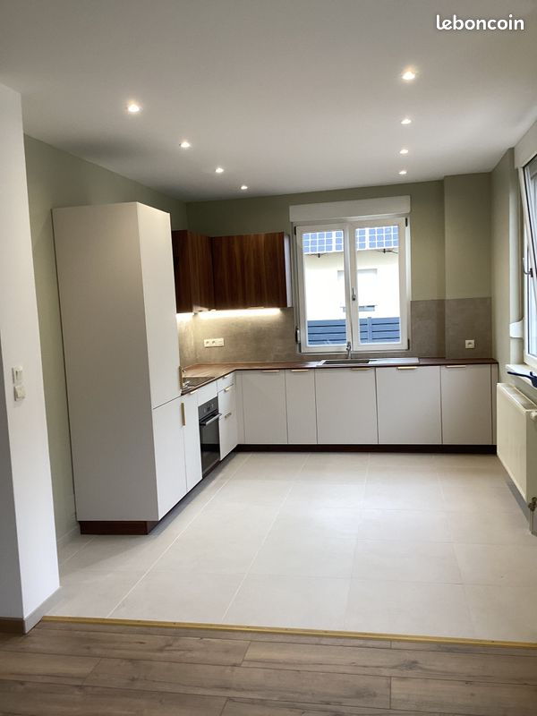 Appartement 3 pièces 96 m² · à Ostwald · 96 m² · 1 250 €